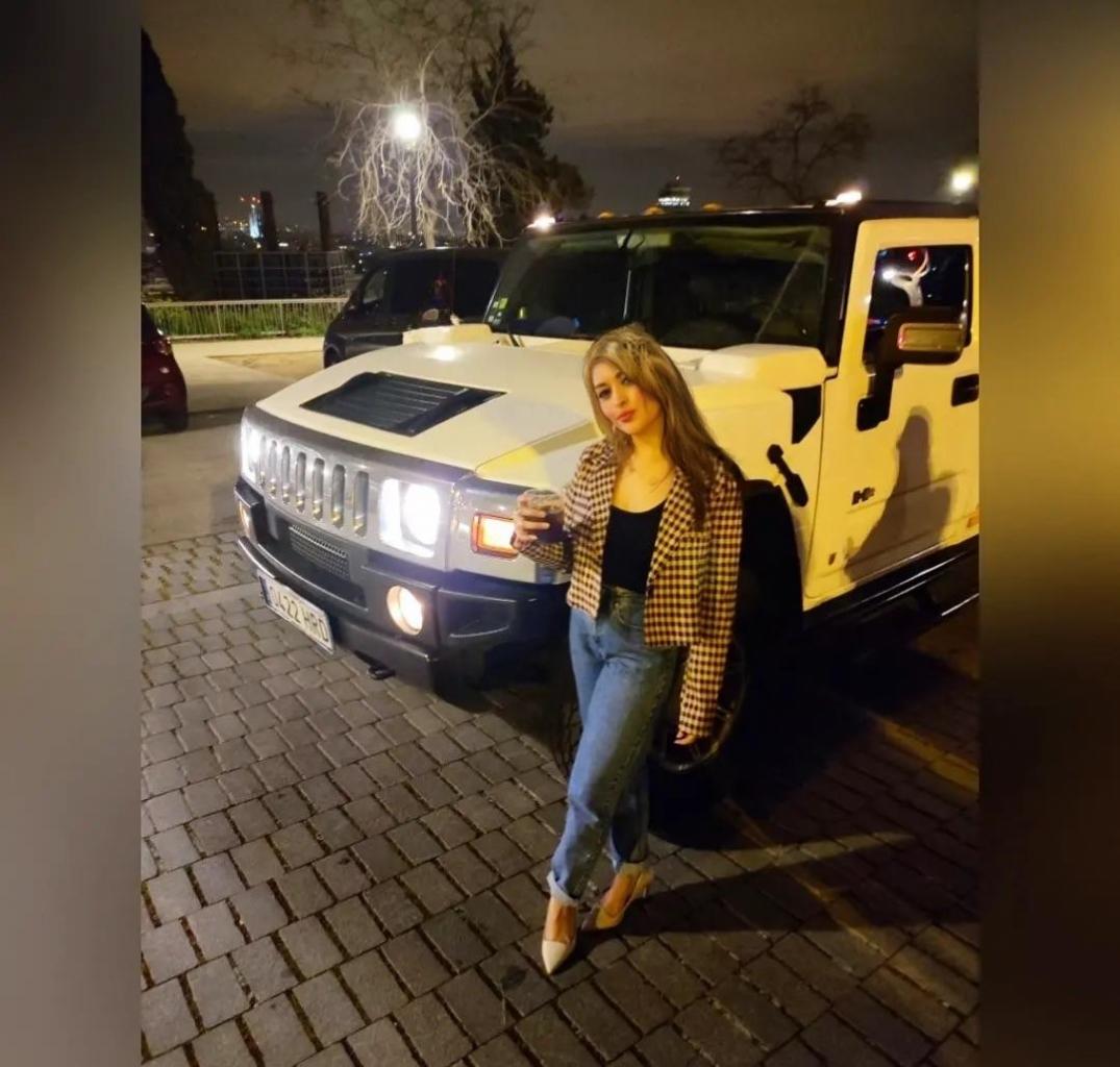 Chica busca chico en Almería: 