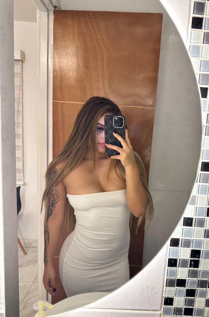 Chica busca chico en Sevilla: Chica busca chico