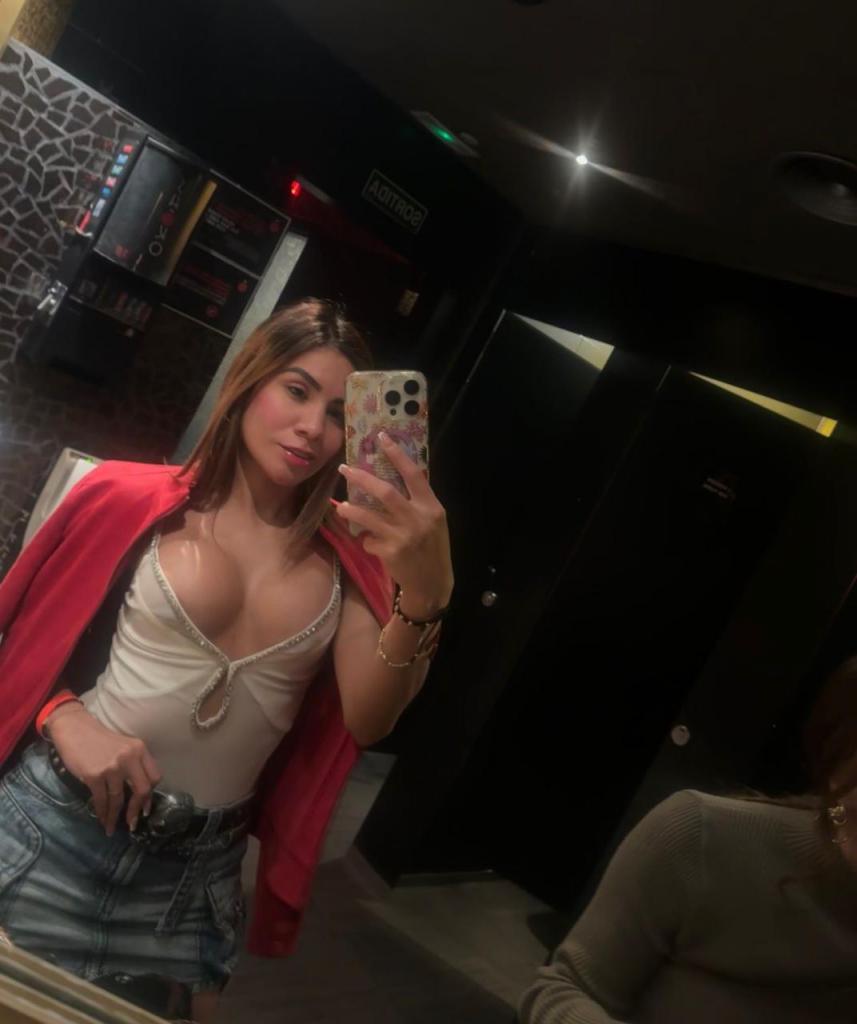 Chica busca chico en Mallorca: 