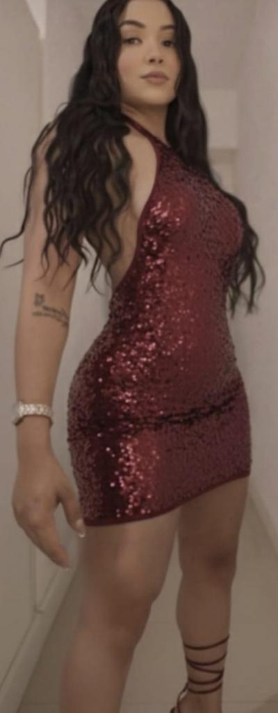 Chica busca chico en Granada: 