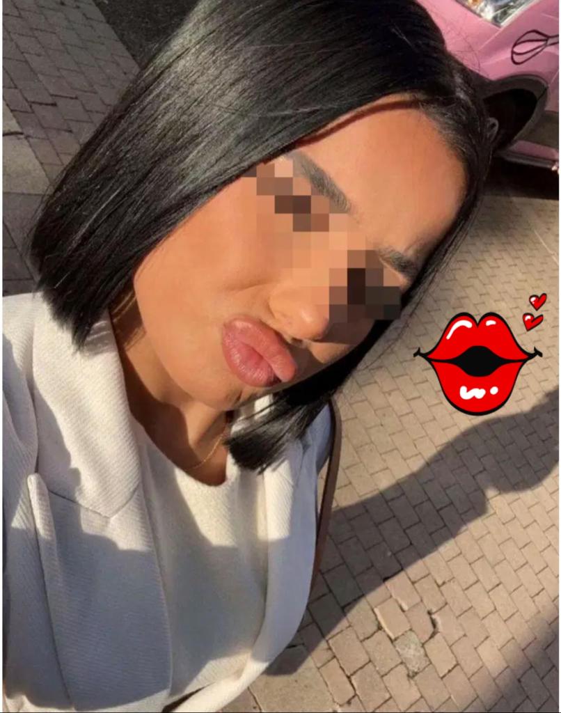 Chica busca chico en Cádiz: 