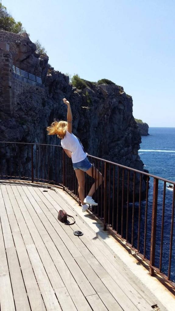 Chica busca chico en Cádiz: 