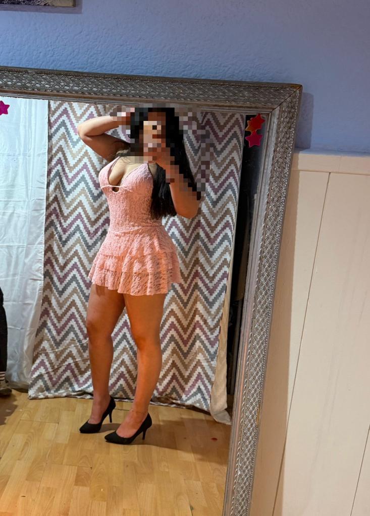 674032403: Chica busca chico en Madrid