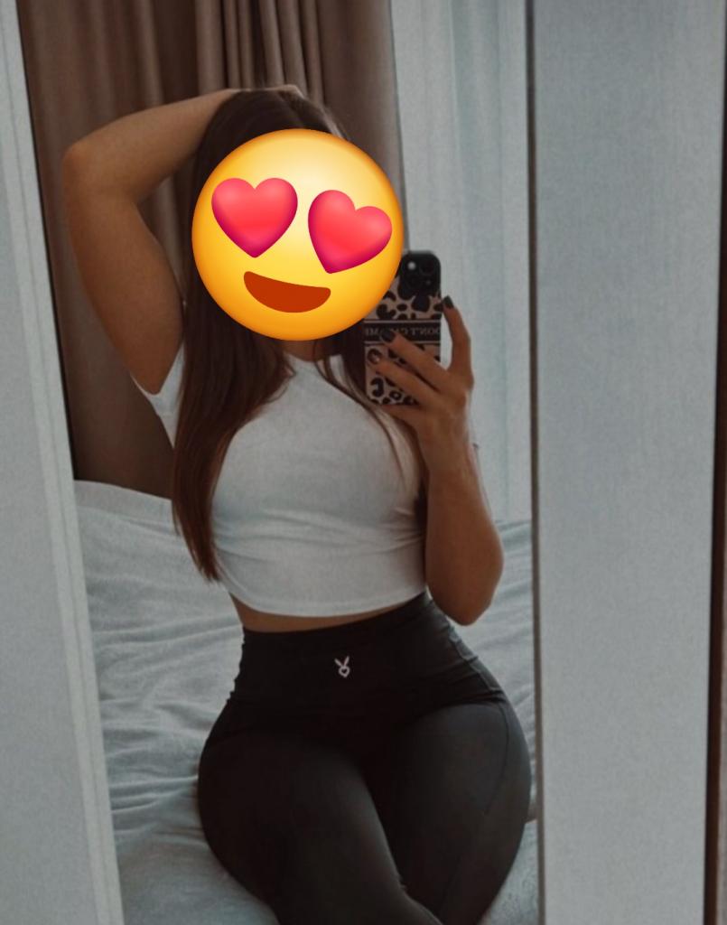 Chica busca chico en Huelva: 