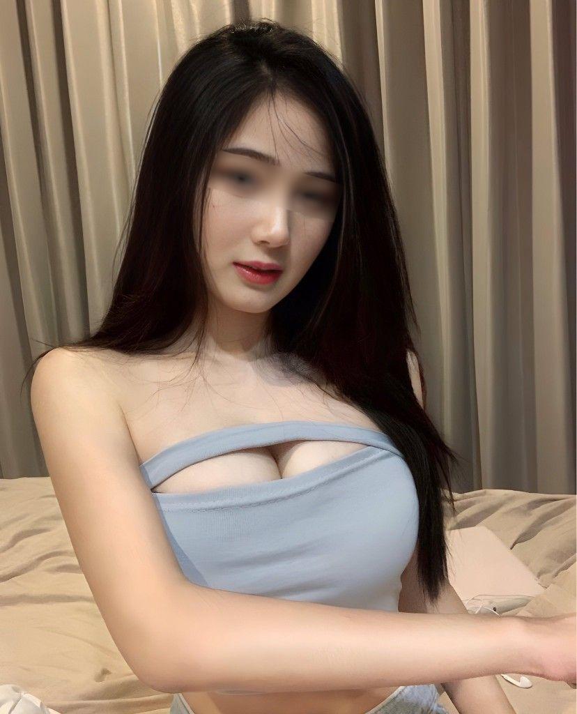 Chica busca chico en Barcelona: Chica busca chico