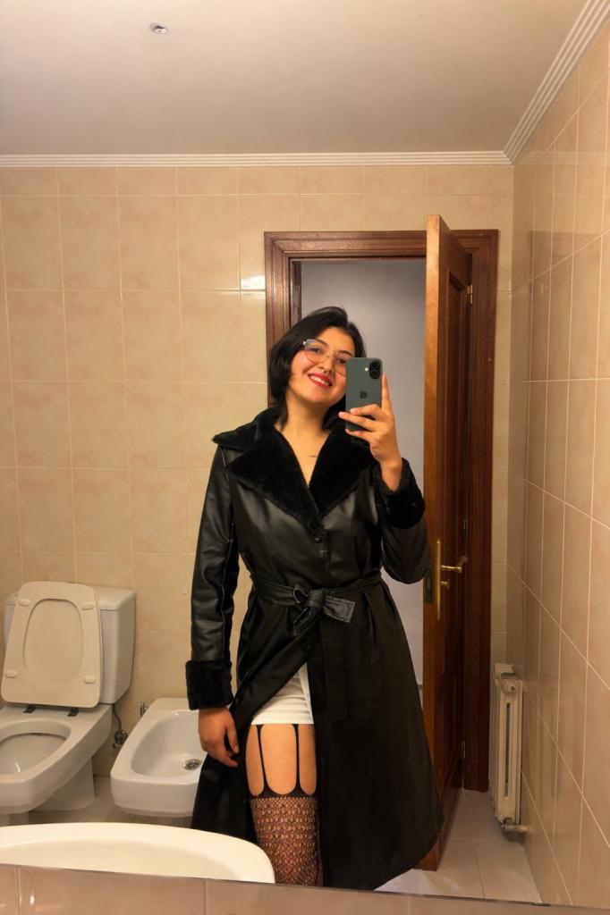 642895327: Chica busca chico en Málaga