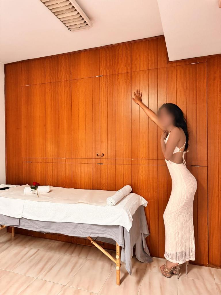 Chica busca chico en Mallorca: 