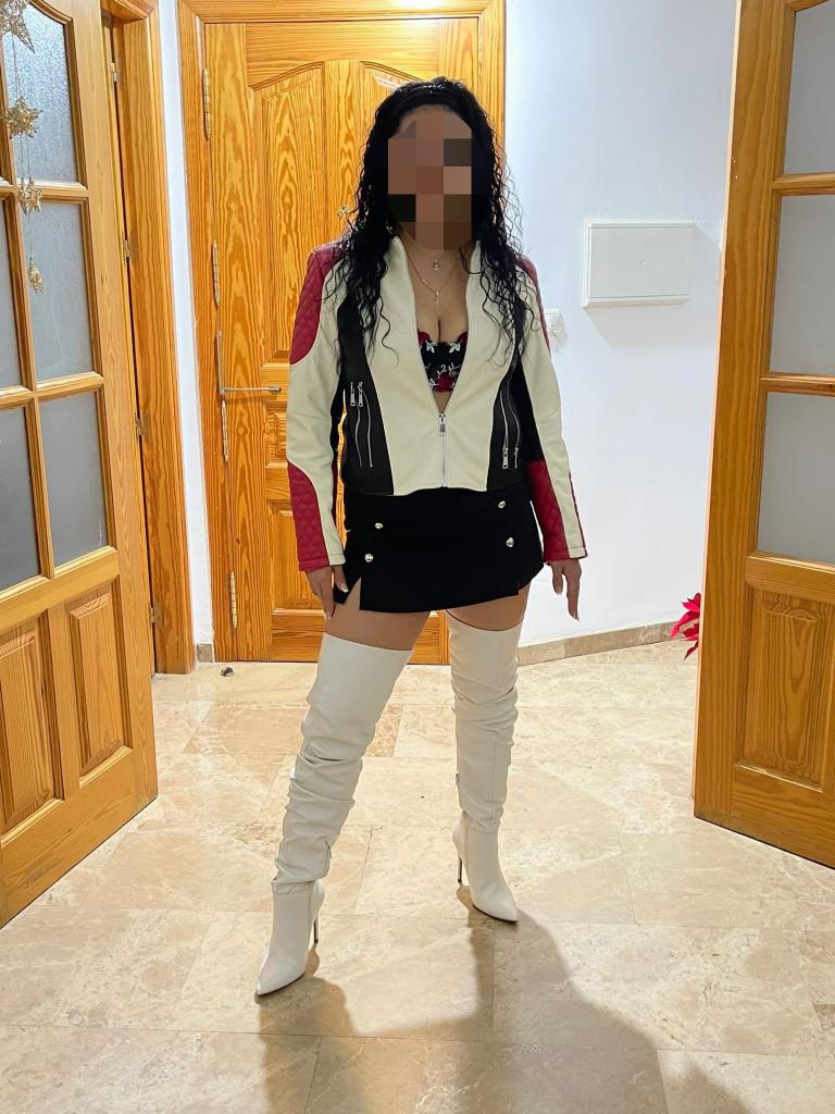 603562965: Chica busca chico en Granada