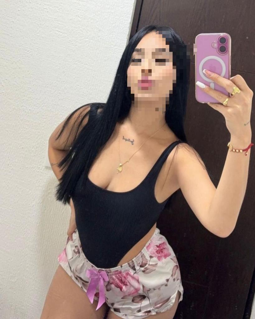 Chica busca chico en Cádiz: 