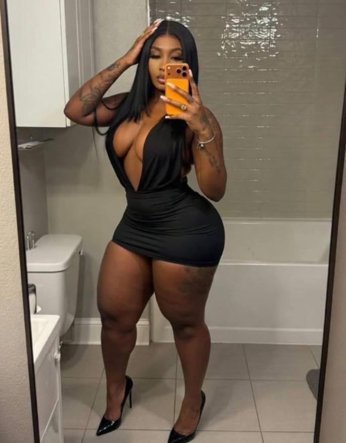 631501907: Chica busca chico en Madrid