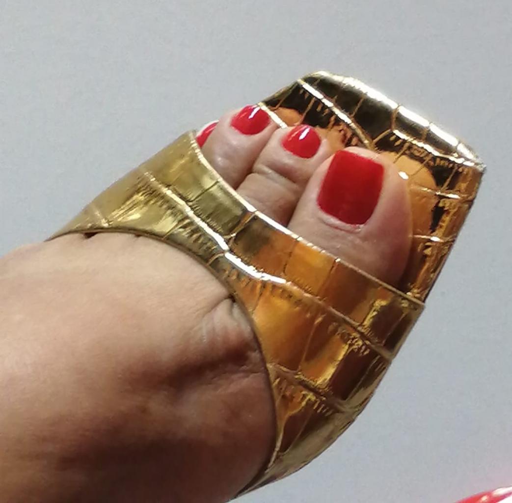 Chica busca chico en Tenerife: 