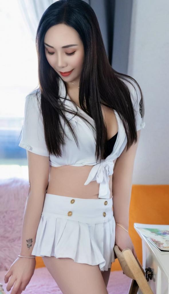 Chica busca chico en Barcelona: Chica busca chico