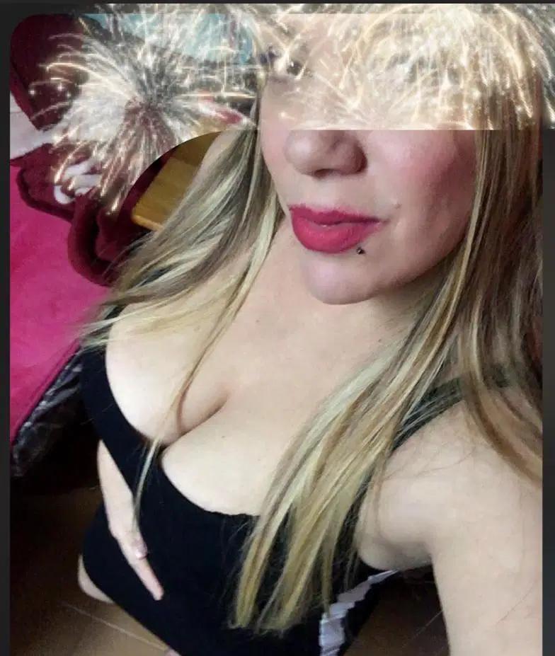 Chica busca chico en Granada: 
