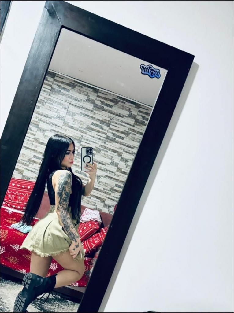 667412213: Chica busca chico en Pontevedra