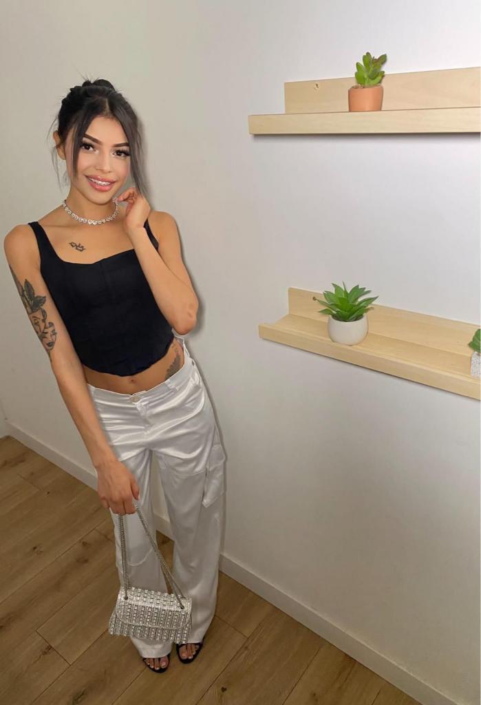 Chica busca chico en Sevilla: 