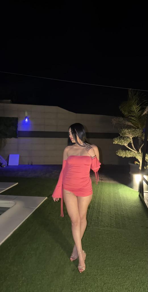 Chica busca chico en Granada: 