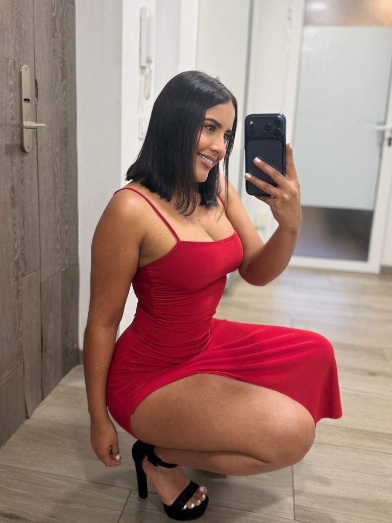 Chica busca chico en Málaga: Chica busca chico