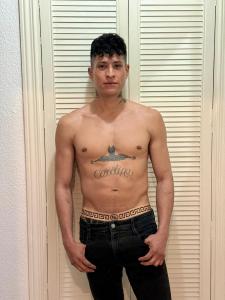 643248326: Chico busca chica en Madrid