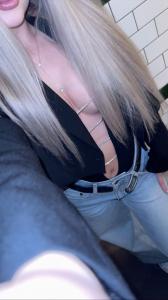 614931410: Chica busca chico en Cádiz