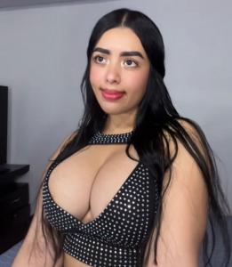 631053440: Chica busca chico en Gerona