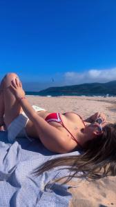 742001791: Chica busca chico en Granada