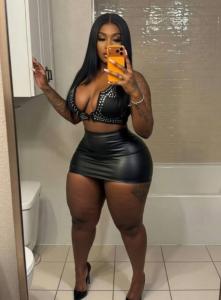 631501907: Chica busca chico en Madrid