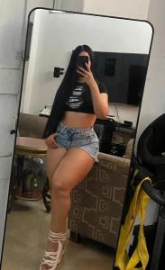 677388276: Chica busca chico en Barcelona