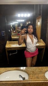 667769741: Chica busca chico en Madrid