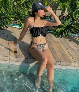 637036574: Chica busca chico en Sevilla