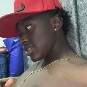 613871164: Chica busca chico en Madrid