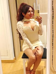 633852484: Travesti en Burgos