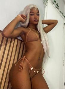 614886120: Transexual en Alicante