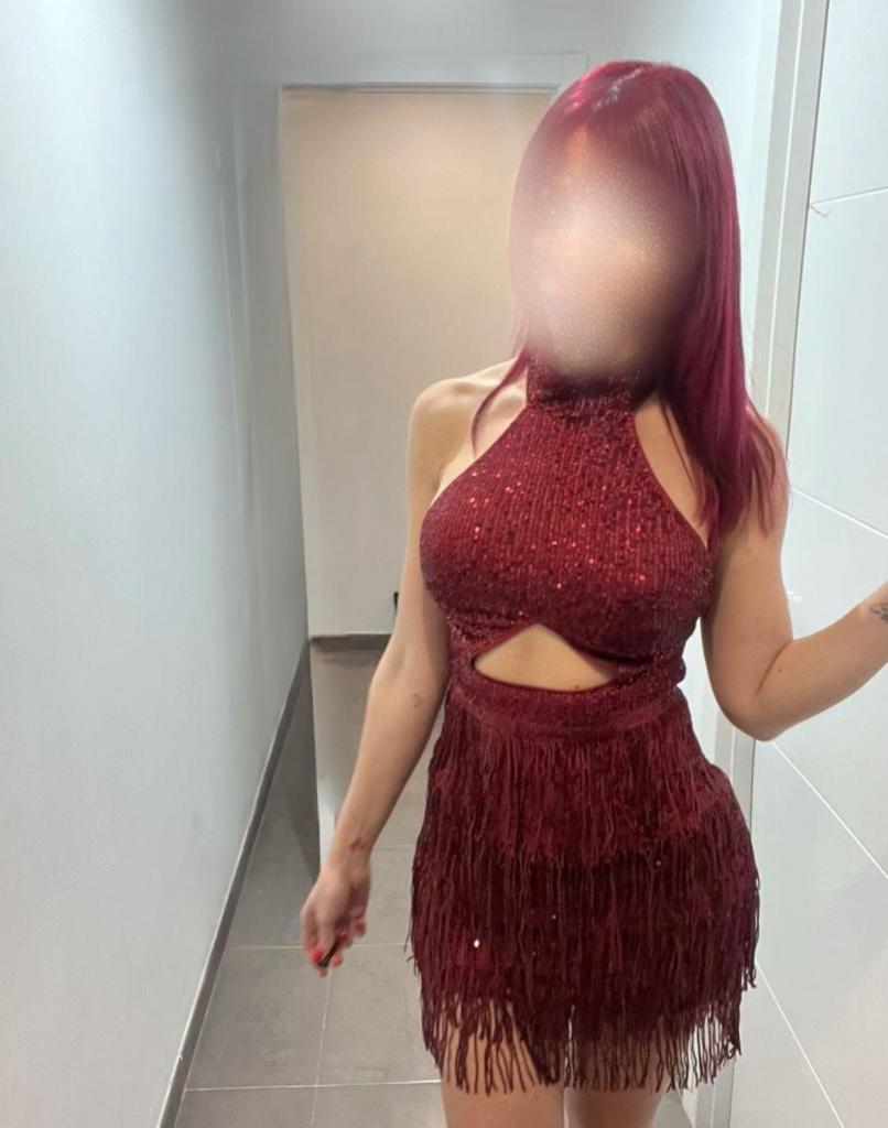 697488785: Chica busca chico en Valencia