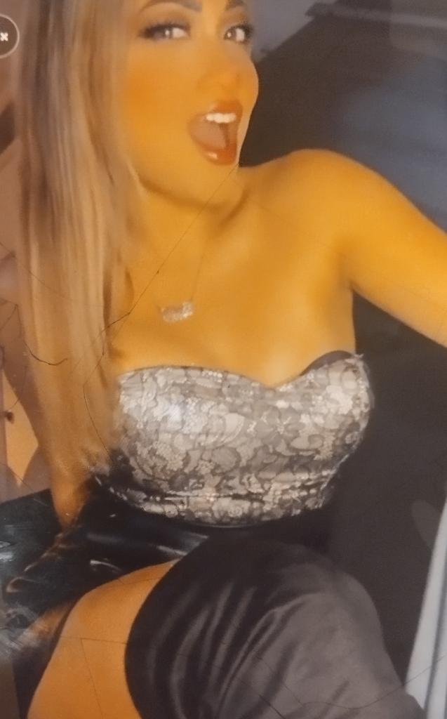 Chica busca chico en Badajoz: Chica busca chico