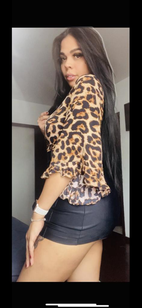 697931423: Travesti en Vizcaya