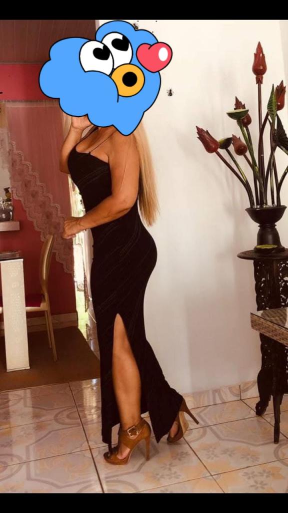 611329298: Chica busca chico en Ceuta