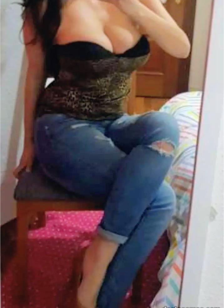 Chica busca chico en Sevilla: 