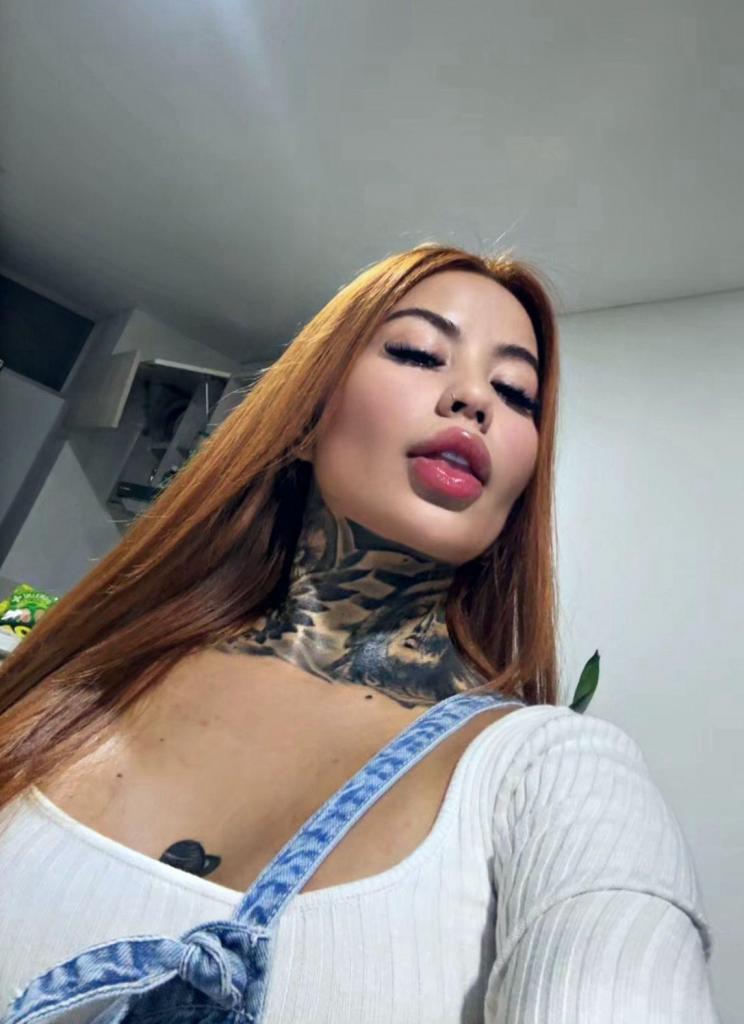 Chica busca chico en Barcelona: 