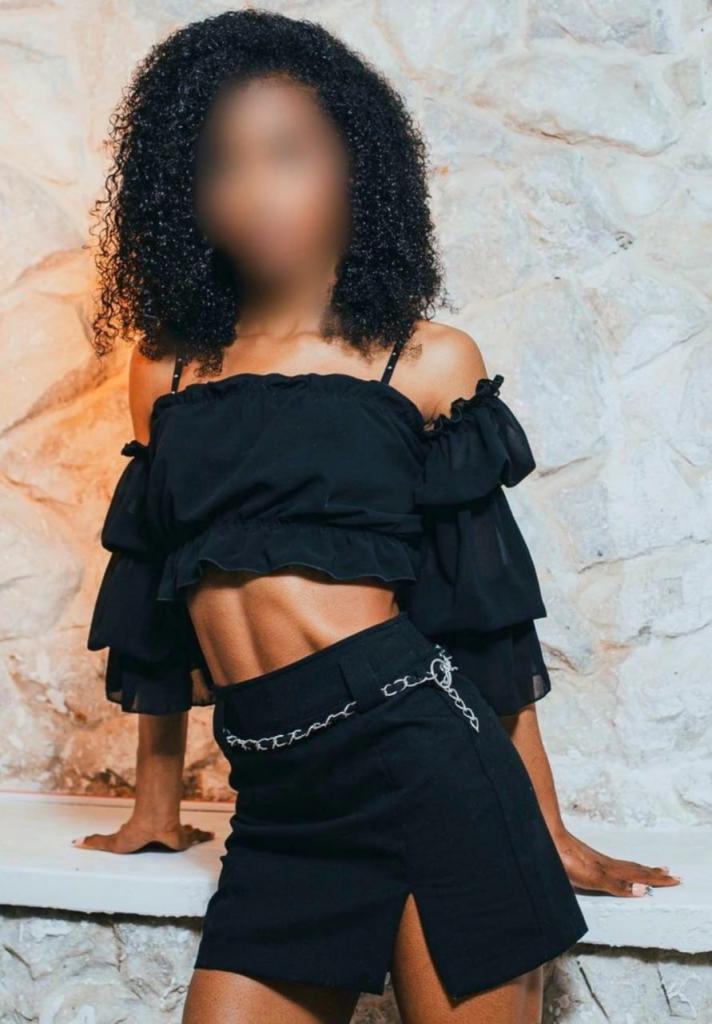 Chica busca chico en Mallorca: 