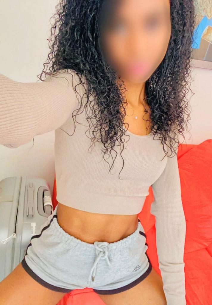 Chica busca chico en Mallorca: 