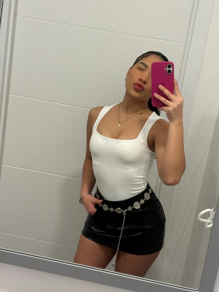 Chica busca chico en Alicante: 