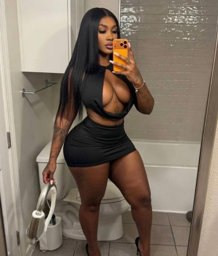 631501907: Chica busca chico en Madrid