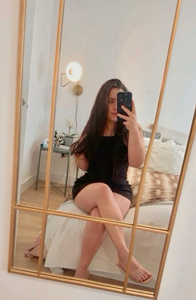 Chica busca chico en Sevilla: 