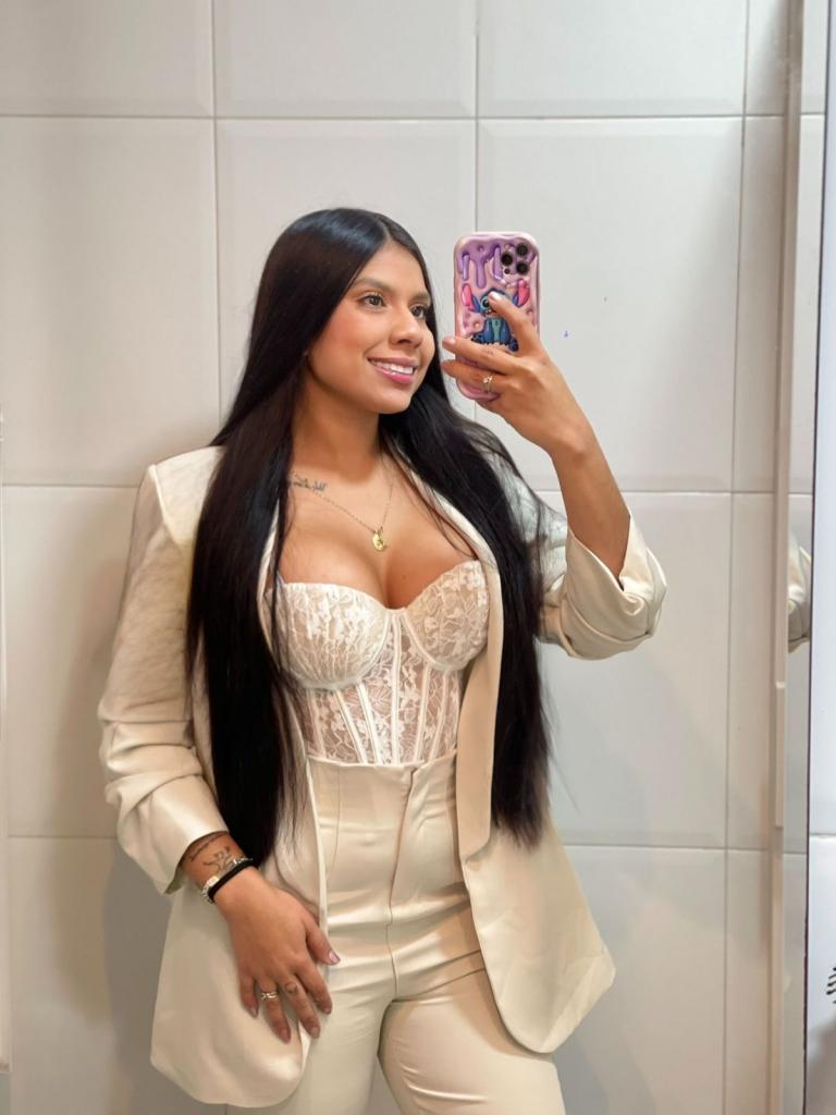 Chica busca chico en Cádiz: 