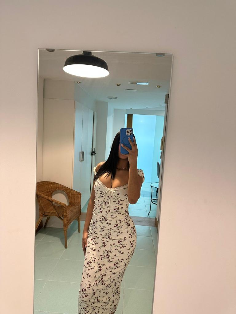 Chica busca chico en Valencia: Chica busca chico