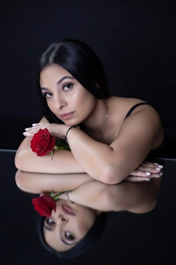 Chica busca chico en Valencia: Chica busca chico