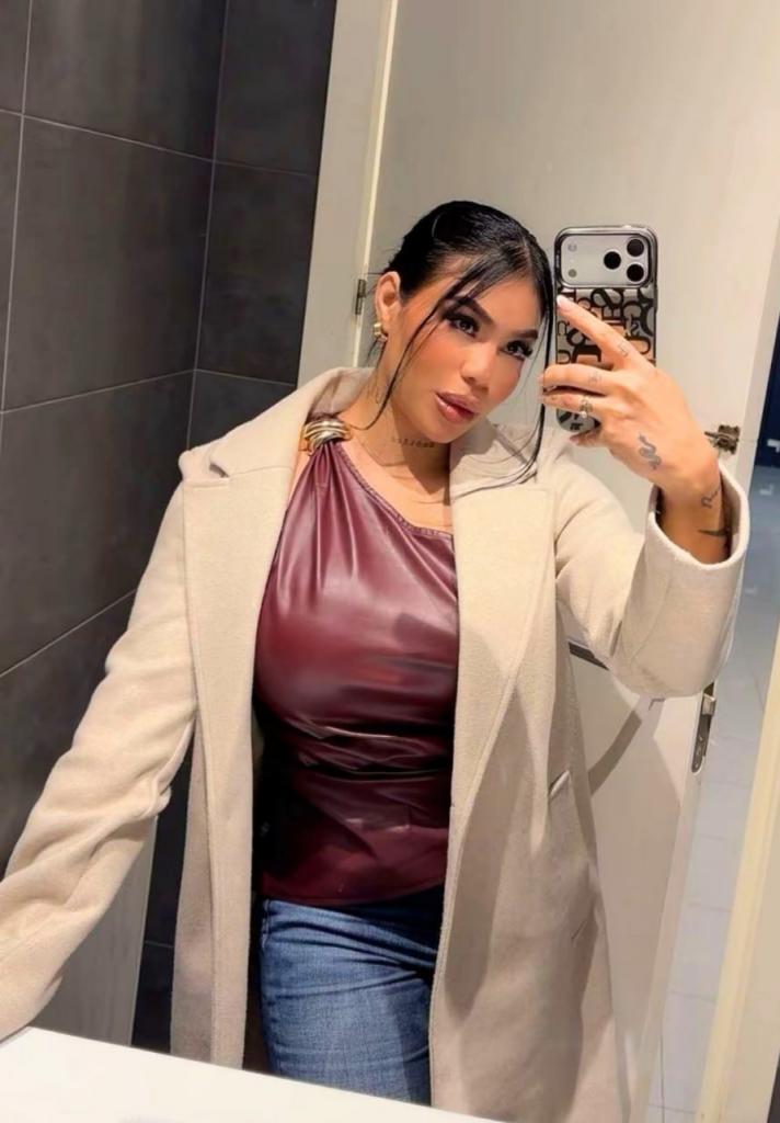 Chica busca chico en Mallorca: 