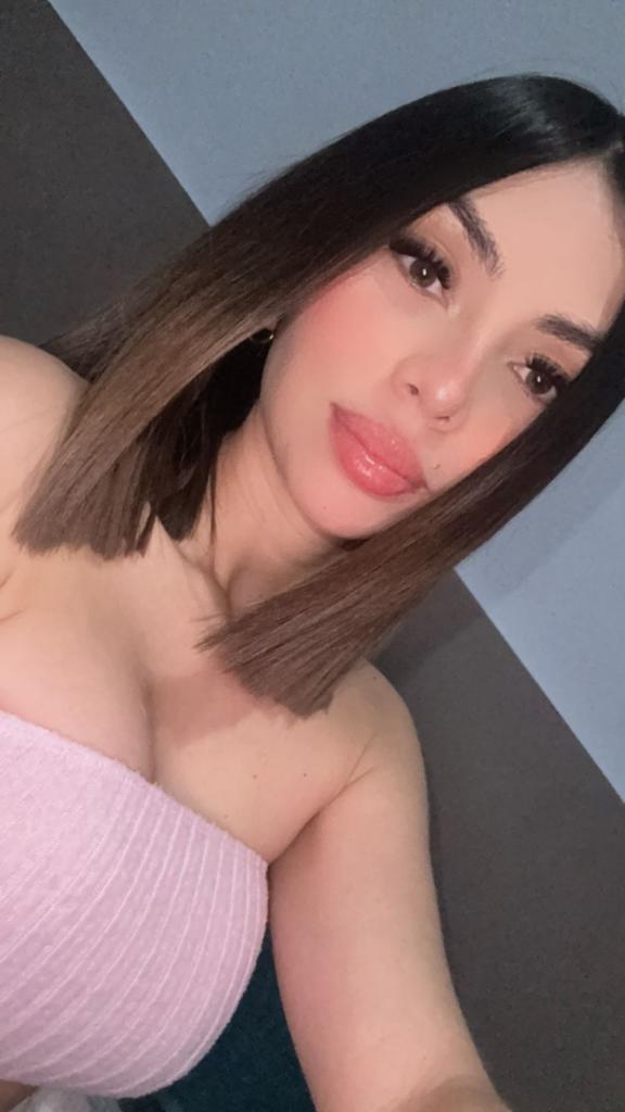 647311745: Chica busca chico en Asturias