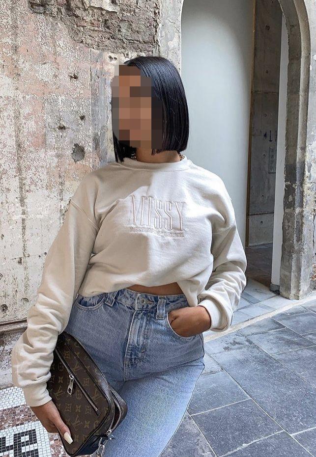 Chica busca chico en Cádiz: 