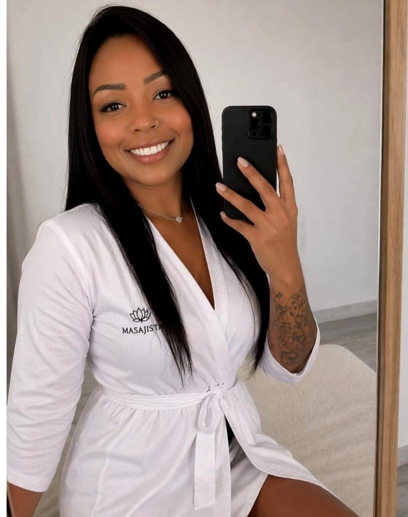 Chica busca chico en Málaga: Chica busca chico